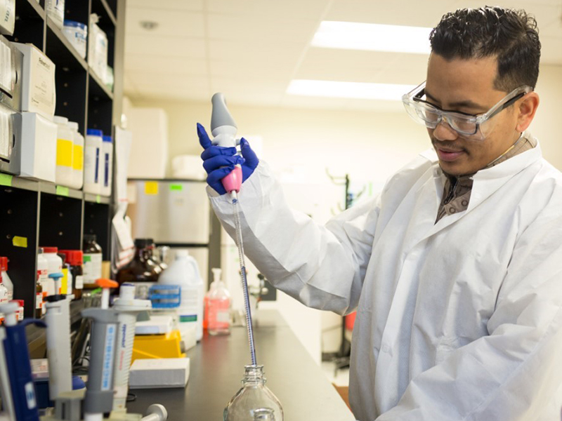 Photo of Dr. Samendra Sherchan in Lab