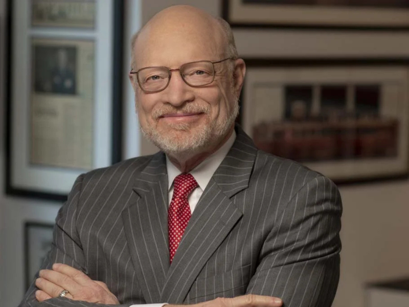 Chip Kahn headshot