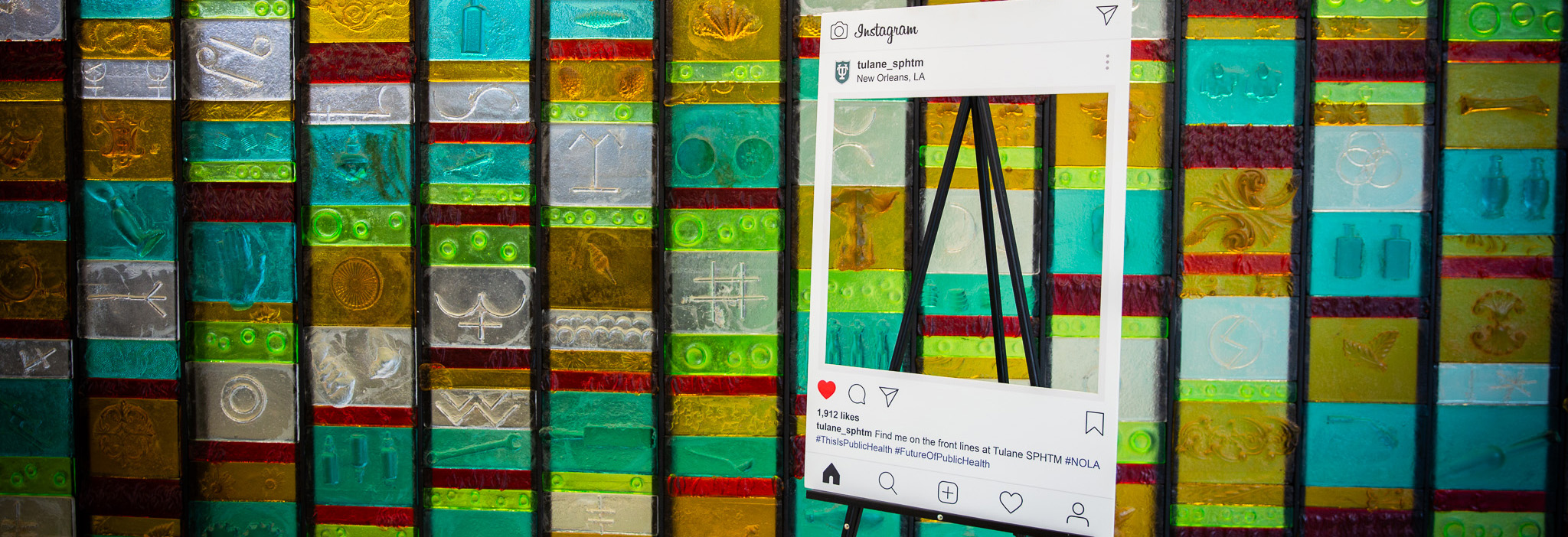 Instagram photobooth in front colorful wall