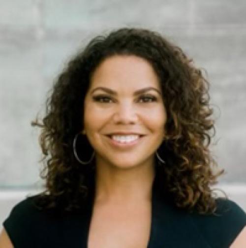Lesli Harris headshot