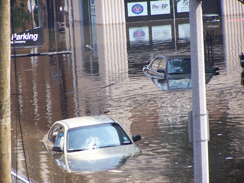Car floodings downtown