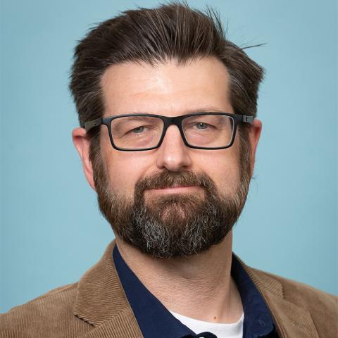 Aaron Hoffman headshot
