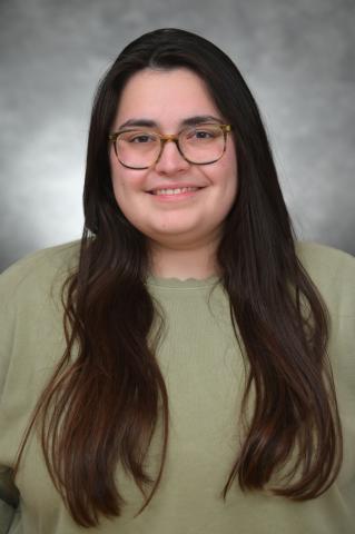Bridget Knudson headshot 